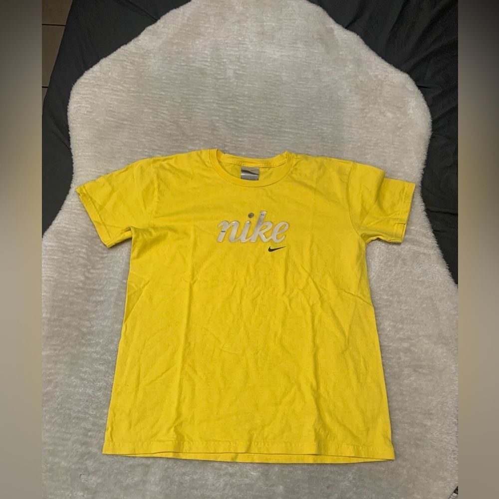 Nike Womens Yellow Short Sleeve Silver Tag‎ T Shirt Y2K Size Large